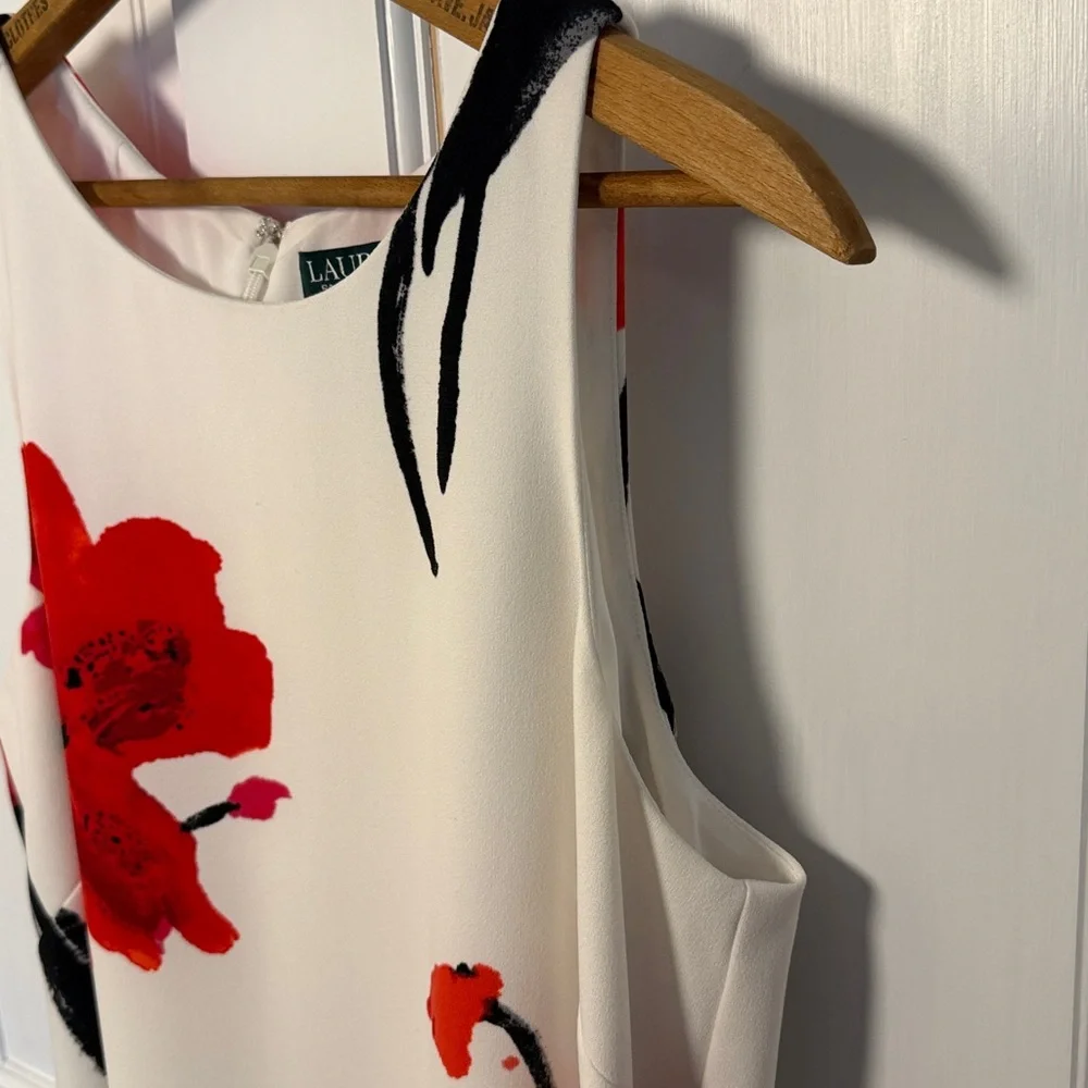 Lauren Ralph Lauren White Dress with Red Floral Print Size 10 - Picture 6 of 8